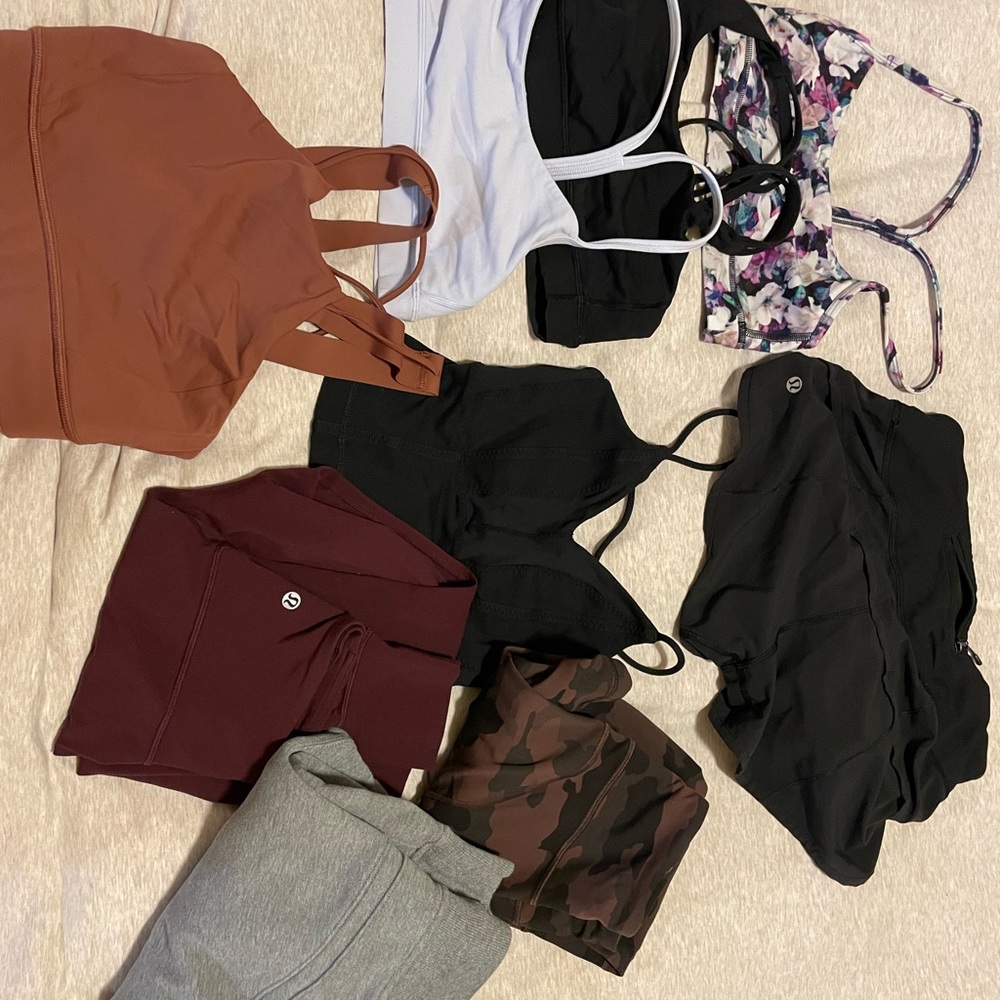 Lululemon clothes